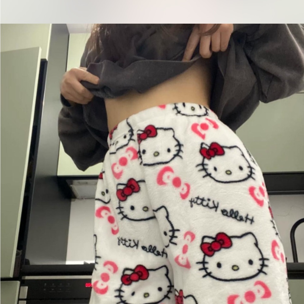 Size Small Hello Kitty White Pyjamas and Black Casual Tank Top